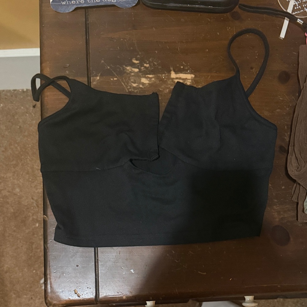 Black crop top